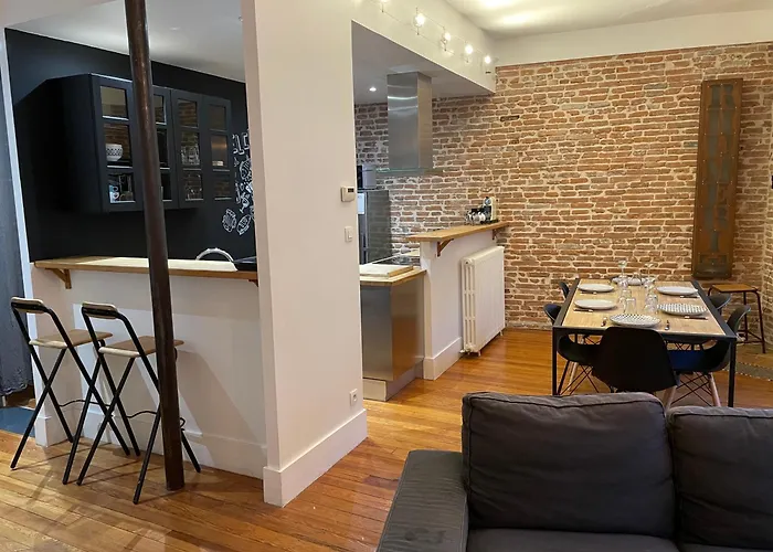 L'etage, Hypercentre Toulousain, Climatise Apartment *